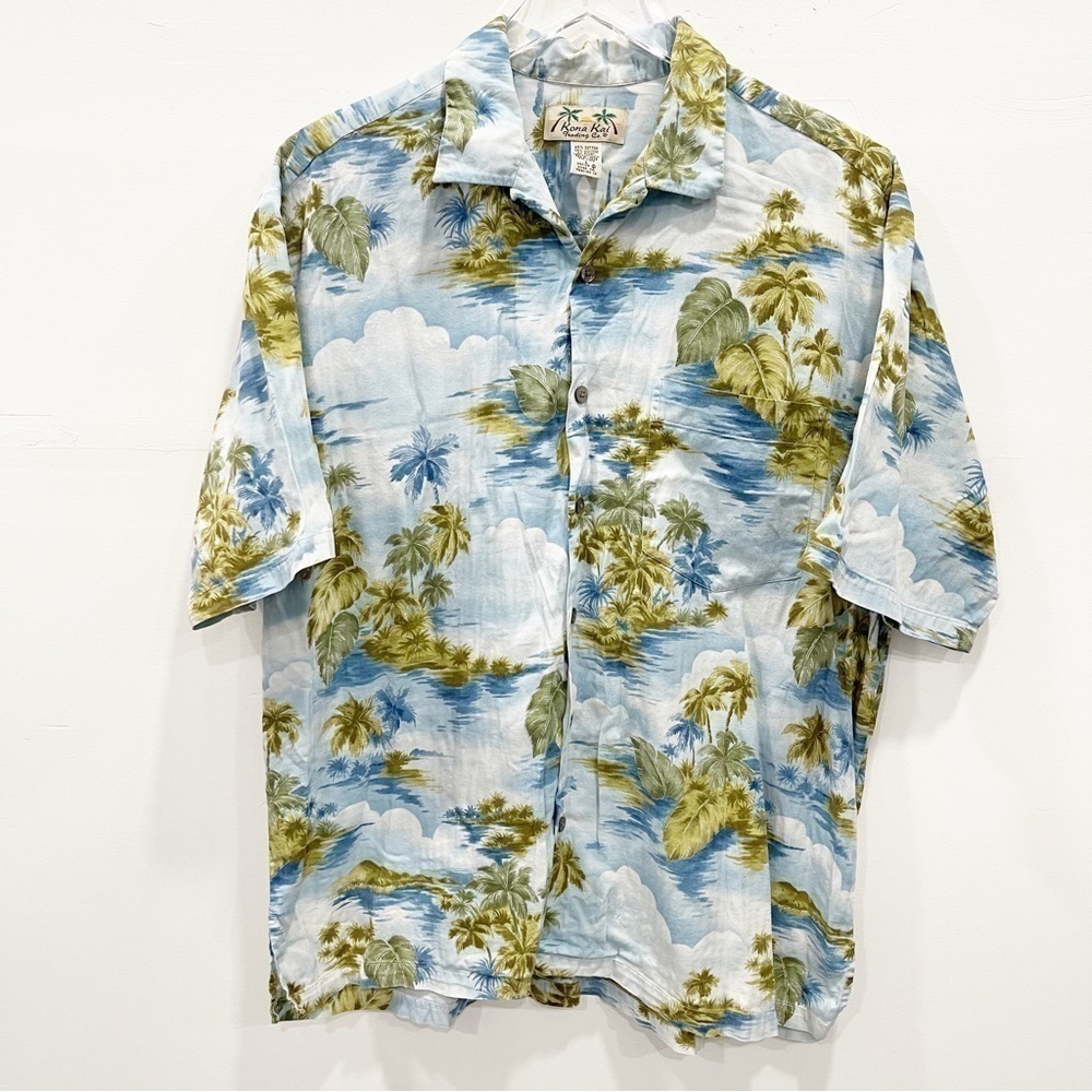 Kona Kai Button Down Hawaiian Shirt Short Sleeve Tropical Print Cotton Blend